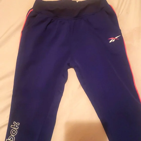 Reebok sweatpant - Picture 1 of 3